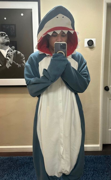 Shark Onesie Aesthetic, Shark Costume Halloween, Shark Onesie Halloween Costumes, Shark Costume Ideas, Shark Aesthetic Outfits, Halloween Onesie Costumes, Shark Costume Women, Sharkcore Outfits, Halloween Costumes Onesies