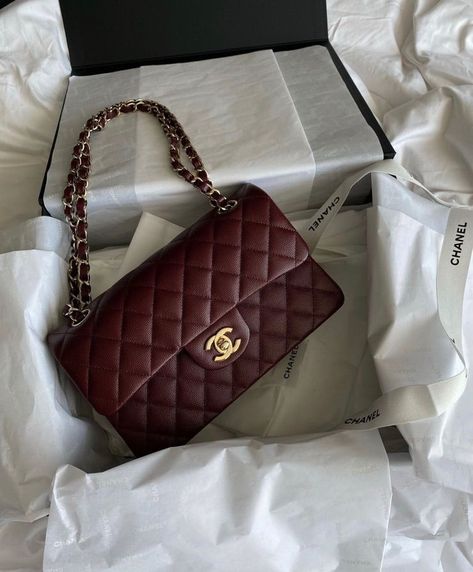 My Style Bags, Red Chanel, Luxury Bags Collection, Fancy Bags, Outfit Trends, Bags Aesthetic, Pretty Bags, Cute Bags, About Fashion