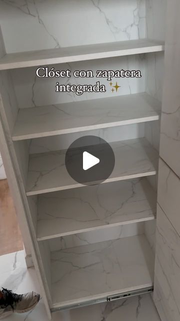 El Roble Carpinteria Poblana on Instagram: "¿Harto de tener tus zapatos debajo de la cama? Tenemos la solución para ti: Clóset con zapatera
integrada ✨¡Cotiza con los expertos! 🤩
 #closets #remodelaciones #carpinteriapuebla" April 22, Audio, Bedroom, Closet, On Instagram, Instagram