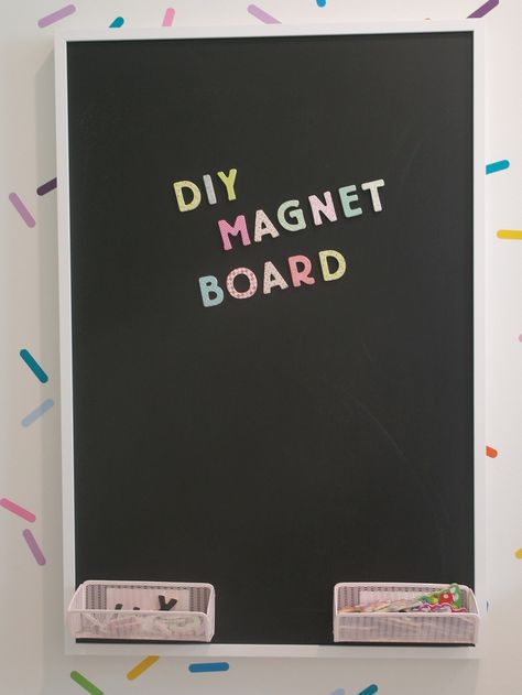 diy-Magnetic Chalkboard - www.arinsolangeathome.com Chalkboard Wall Diy, Magnet Board Kids, Diy Chalkboard Frame, Large Framed Chalkboard, Magnetic Chalkboard Wall, Diy Whiteboard, Diy Magnet Board, Chalkboard Diy, Kids Chalkboard