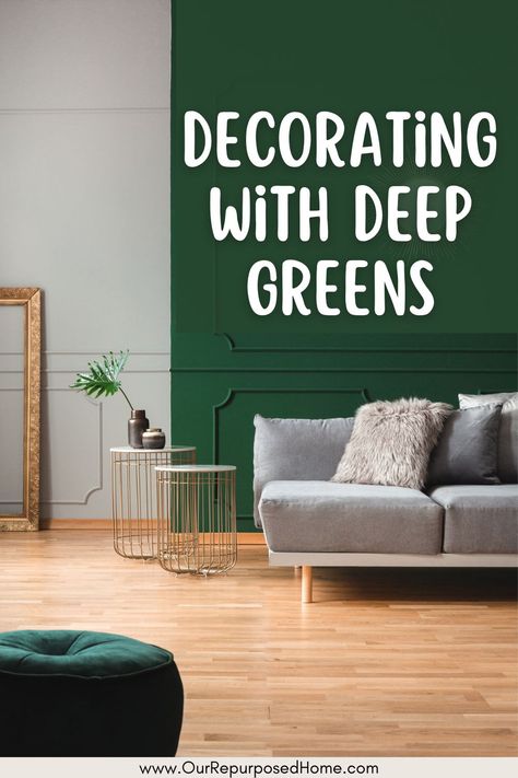 Emerald Green And Beige Living Room, Deep Green Accent Wall Living Room, Decorating With Emerald Green, Green Statement Wall Living Rooms, Living Room With Emerald Green Sofa, Forest Green Living Room Ideas, Forest Green Built Ins, Green Couch Wall Color, Forest Green Accent Wall Living Rooms