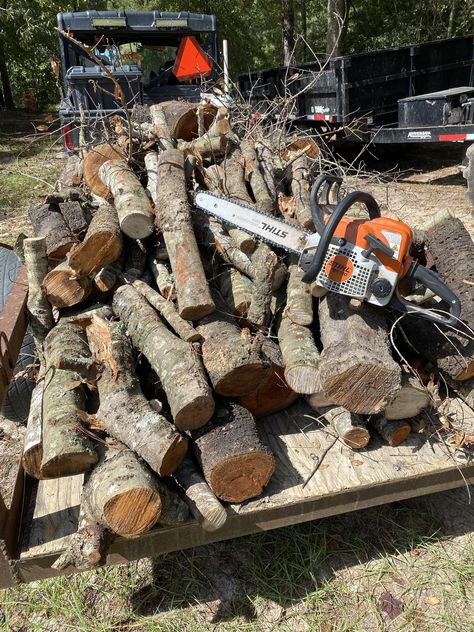 Wood Piles, Lumberjack Tools, Dad Style, Welding Shop, Stihl Chainsaw, Country Aesthetic, Logging Equipment, Wood Pile, Forestry Equipment