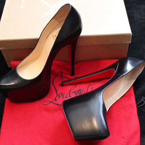 Christian Louboutin Shoes | Christian Louboutin Daffodile 160 Kid Black | Color: Black | Size: 6 Crazy High Heels, Christian Louboutin Heels Outfit, Louboutin High Heels, Girls High Heels, Platform High Heel Shoes, Beautiful Heels, Louboutin Heels, Christian Louboutin Heels, Heels Classy