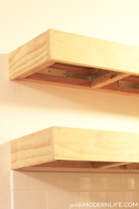 How to Build Heavy Duty Shelves Make Floating Shelves, Fireplace Shelving, Heavy Duty Shelves, Shingle Cottage, Diy Bookshelves, Heavy Duty Floating Shelves, How To Make Floating Shelves, Diy Shelf Brackets, Bathroom Wood Shelves