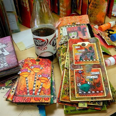 Capadia Designs: Canvas Art with Dyan Reaveley; so fun... Dylusions Dyalog, Dyan Reaveley Dylusions, Dyan Reaveley, Dina Wakley, Drawing Journal, Artist Journal, Mixed Media Journal, Mixed Media Projects, Mixed Media Art Journaling