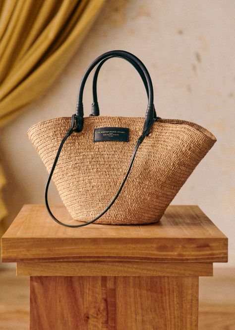 Justine Basket - Deep natural raffia - Raffia - Sézane Style Parisienne, Winter Capsule, Spring Capsule Wardrobe, Classic Wardrobe Staples, Woven Raffia, Straw Bags, Market Tote, Basket Bag, Crochet Bags