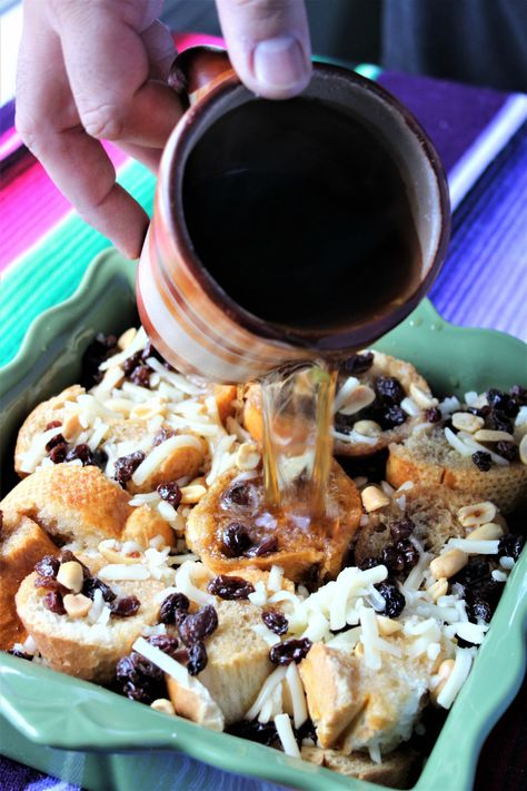 GRANDMA'S CAPIROTADA RECIPE - Simple and Classic - Capritoda Recipe, How To Make Capirotada, Mexican Bread Pudding Recipe, Mexican Capirotada Recipes, Best Capirotada Recipe, Easy Capirotada Recipe, Capirotada Mexicana Easy, Bread Pudding Mexican Style, Traditional Capirotada Recipe