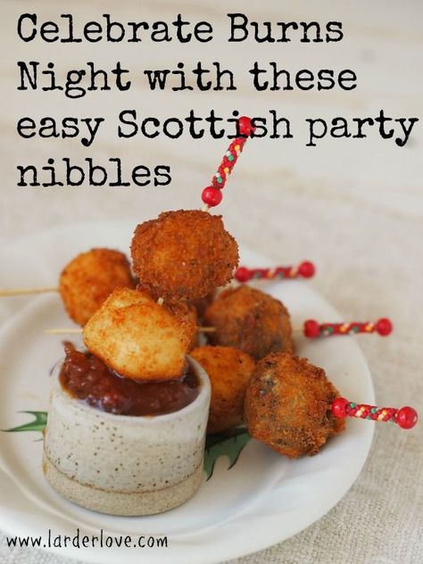 Burns Night Recipes, Burns Dinner, Scottish Party, Haggis Recipe, Burns Day, Party Nibbles, Burns Supper, Scottish Dishes, Scottish Holidays