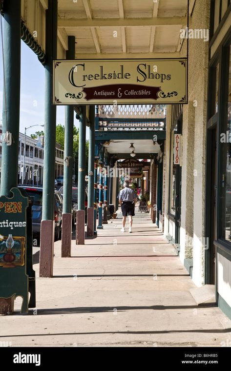 Download this stock image: Boardwalk on Main Street Sutter Creek, Amador County, California, United States - B6HRB5 from Alamy's library of millions of high resolution stock photos, illustrations and vectors. Amador County, Napa California, Wine Country California, California Wine, Wine Country, Main Street, Small Town, Sacramento, Small Towns