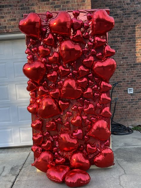 Valentine's Photobooth Ideas, Photobooth For Valentines Day, Xoxo Photo Backdrop, Valentines Dance Photo Backdrop, Valentine Xoxo Pink And Red Party Balloons Garland, Anniversary Party Decorations, Love Decorations, Valentines Day Coloring, Balloon Crafts