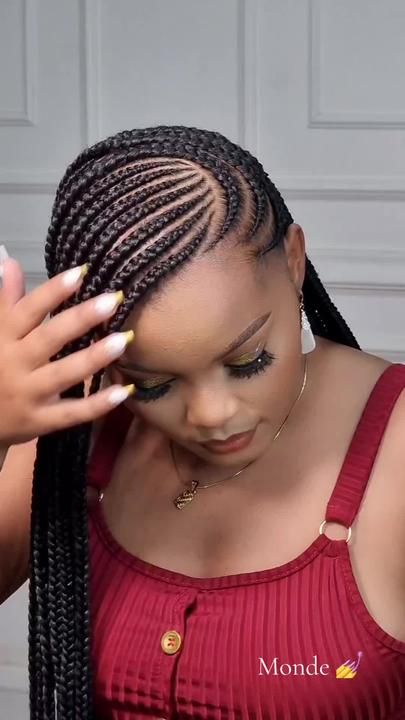 Plaiting Hairstyles, Women Cornrows, New Braided Hairstyles, Latest Hair Braids, Braids Styling, Cornrows Natural Hair, Cornrows Braids For Black Women, Short Box Braids Hairstyles, Braided Hairstyles For Black Women Cornrows