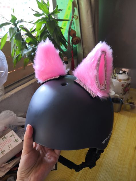 Hai Hong Helmet Cat Ears Crystal Helmet Accessories Decoration for Motorcycle,Snowboarding, Skiing, Biking, Cycling, Skating Costume Cosplay for Kids and Adults 2PCS,Black Skating Costume, Black Helmet, Ski Helmet, Crystal Crown, Helmet Accessories, Costume Cosplay, Motorcycle Helmets, Bicycle Bike, Cat Ears