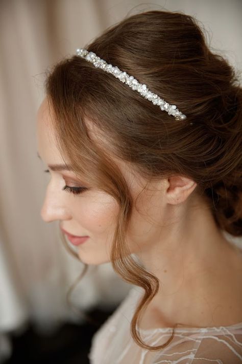 Boho Wedding Hair Piece, Wedding Headband For Bride, Pearl Bridal Headband. Boho Wedding Hair Pieces, Updo With Headband, Winter Bridal Jewelry, Bridesmaid Headpiece, Floral Headpiece Wedding, Classic Wedding Hair, Pearl Bridal Headband, Wedding Hair Piece, Pearl Bride