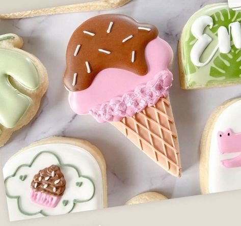 Decorated Ice Cream Cookies, Ice Cream Birthday Cookies, Birthday Ice Cream Theme, Ice Cream Sugar Cookies Decorated, Ice Cream Cone Sugar Cookies, Royal Icing Ice Cream Cone Cookies, Puppy Ice Cream, Summer Sugar Cookies, Decorating Icing