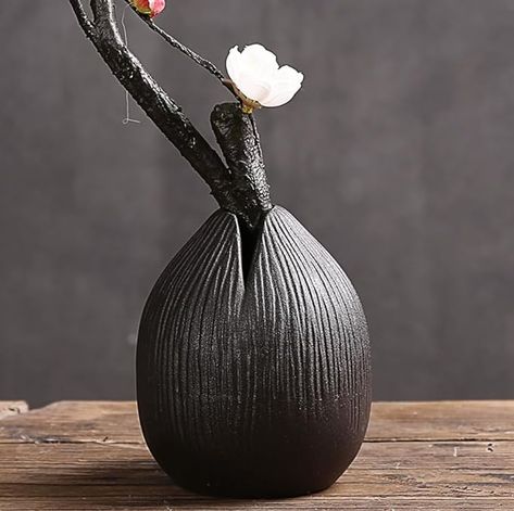 Amazon.com: Japanese Style Ceramic Flower Vase Small Ikebana Flower Bud Vase Flower Arrangement Pottery Vases 7 : Home & Kitchen Ornament Vase, Unusual Vases, Bird Candle Holder, Bud Vases Flowers, Unique Beauty Products, Ikebana Arrangements, Japanese Vase, Ikebana Vases, Flower Vase Arrangements