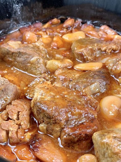 This Slow Cooker Pork with Beans is a budget-friendly family dinner. It requires just about 15 minutes of prep, then you can set it and forget it. Even with a busy workday schedule, a hearty home cooked dinner is obtainable with this meal. Just a little bit of time invested in the morning reaps big rewards at the end of the day.When it’s done, the pork is fork tender and the beans are buttery. Serve over white rice to sop up the sweet and slightly spicy barbecue style sauce. This is a… Slow Cooker Pork And Beans, Pork Shanks Recipe Slow Cooker, Pork Hocks Recipe Slow Cooker, Easy Red Potato Recipes, Pork Shoulder Steak Recipes, Pork Shanks Recipe, Home Cooked Dinner, Caramel Cakes, Pork Shank