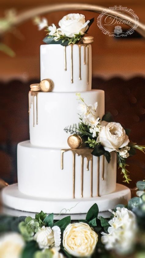 Gold Drip Wedding Cake With Flowers, Drip Wedding Cake Ideas, Drip Wedding Cakes, Wedding Cakes Greenery, White And Gold Wedding Cake Simple, Simple Wedding Cake White And Gold, Green Gold And White Wedding Cake, Olive Green Wedding Cake Ideas, White Green And Gold Wedding Cake