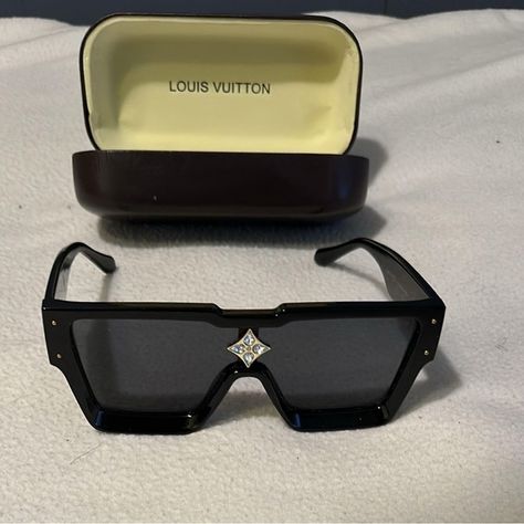 Used Louis Vuitton Cyclone sunglasses Sunglasses Louis Vuitton, Sun Glass, Silver Sunglasses, Louis Vuitton Sunglasses, Used Louis Vuitton, Louis Vuitton Accessories, Sunglasses Shop, Louis Vuitton, Sunglasses