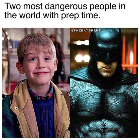 dccomics #dcuniverse #batman #benaffleck #brucewayne #superman #aqauaman #joker #robin #theflash #adisnukic #wonderwoman #jla #justiceleague #gotham #comics #comicbook #graphicnovel #homealone #art #comicbookcollection #omnibus #igcomics #comiccollector #igcomicfamily #comiccollection Superhero Memes, Super Funny Pictures, Super Funny Memes, Funny Duck, Dc Memes, Home Alone, Superhero Art, Hysterically Funny, Internet Funny