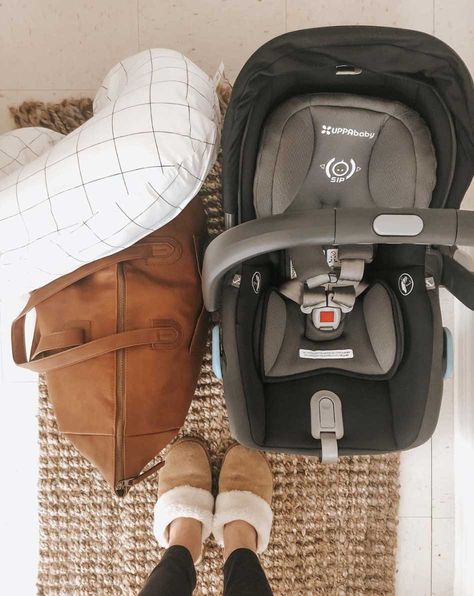 Baby Car Seat Aesthetic, Mom Car Vehicles, Mom Car Aesthetic, Cottagecore Room Decor Ideas, Mom Cars, Nontoxic Baby Products, Dreamy Cottagecore, Best Baby Car Seats, Whimsical Cottagecore