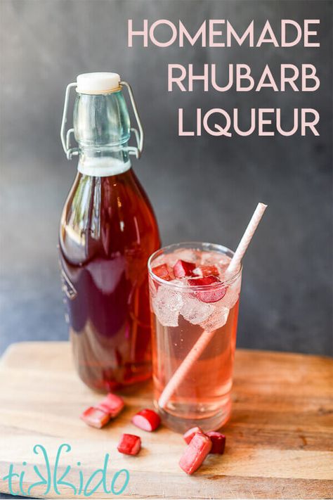 Rhubarb Liqueur Recipes, Rhubarb Liqueur, Infused Alcohol Recipes, Rhubarb Cocktail, Homemade Liqueur Recipes, Cordial Recipe, Homemade Alcohol, Homemade Liquor, Liquor Recipes