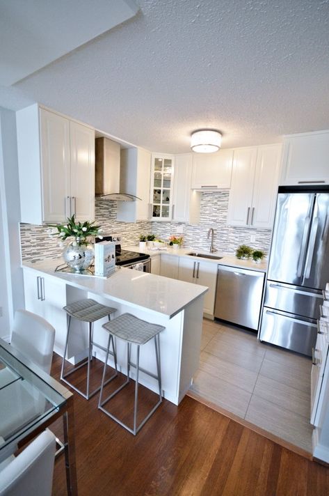 Marble Floor Kitchen Grey Cabinets, L Shaped Kitchenette Basement, Small Condo Kitchen Remodel U Shaped, Tiny House L Shaped Kitchen, Small Kitchen Peninsula With Stove, Small Kitchen Design Apartment, Top Kitchen Designs, Small Apartment Kitchen, Grey Floor Tiles