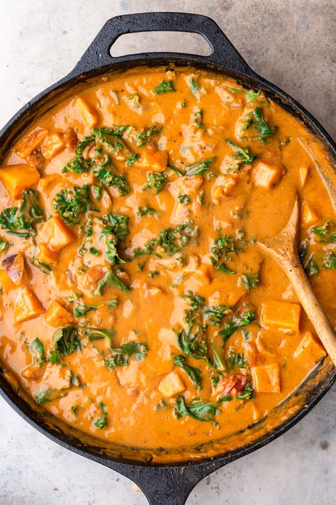 Yellow Curry Recipe, Sweet Potato Peanut Butter, Peanut Butter Curry, Chicken Coconut Curry, Thai Yellow Curry, Yellow Curry Paste, Chicken Coconut, Coconut Lime Chicken, Yellow Curry