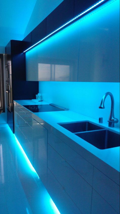 White Kitchen With Led Lights, Kitchen Decor Led Lights, Led Lights Kitchen Ideas, Led In Kitchen, Led Lights In House, Led Countertops, Led Lights In Kitchen, Kitchen With Led Lights, Led Lights Kitchen