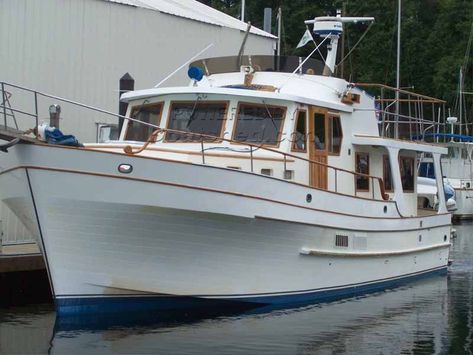 Details of C L Pilothouse Trawler For Sale 45 0 1981 Trawler Yachts For Sale, Pilothouse Boat, Classic Boats For Sale, House Yacht, House Boats For Sale, Trawlers For Sale, Trawler Yacht, Trawler Boats, Catamaran For Sale