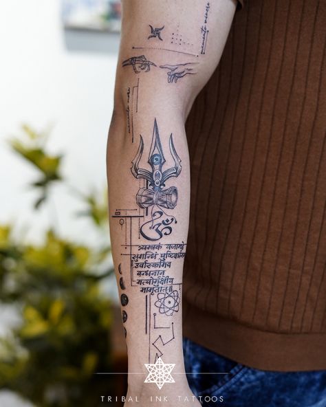 #shivatattoo #trishultattoo #microrealismtattoo #forearmtattoo Shiva Mantra Tattoo, Mahadev Tattoos, Calves Tattoo, Owl Eye Tattoo, Tattoo Font For Men, Shiva Mantra, Hindu Tattoos, Trishul Tattoo Designs, Trishul Tattoo