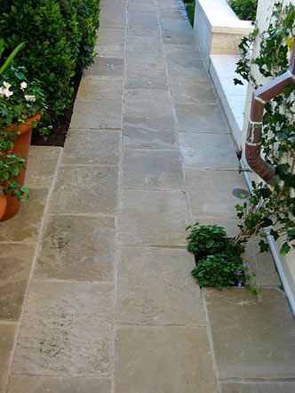 Paving Around House, Paving Design Landscape, Sandstone Walkway, Sandstone Patio, Slate Paving, Sandstone Pavers, Paving Ideas, Architectural Landscape, Outdoor Paving