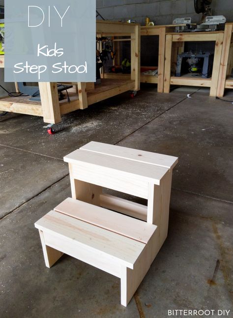 DIY Kids Step Stool | build a simple step stool with plans from Bitterroot DIY Cb2 Christmas, Diy Step Stool, Step Stool Diy, Toddler Step Stool, Wood Step Stool, Diy Stool, Diy Step, Wooden Step Stool, Wood Steps