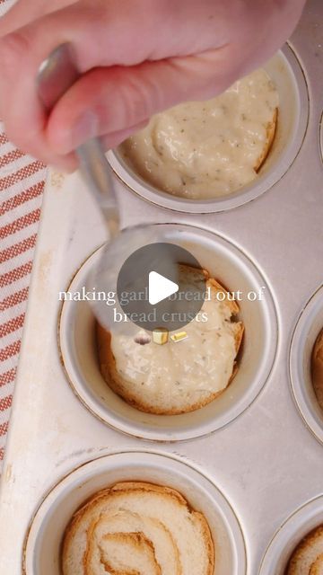 12 Tomatoes on Instagram: "The solution for unwanted sandwich crusts! 🧄🍞 RECIPE BELOW ⬇️  ~ crusts of 1 loaf of sandwich bread ½ cup butter, melted ¼ cup grated Parmesan cheese 2 cloves garlic, minced 1 ½ teaspoon Italian seasoning 1 teaspoon salt ground black pepper to taste  PREPARATION Preheat your oven to 350 degrees F and grease a muffin tin with butter. In a small bowl, mix together butter, parmesan, garlic, Italian seasoning, salt, and pepper. Roll crusts into spiral shapes and fit them into the bottom of the prepared muffin tin. Use the bottom of a cup or back of a spoon to press bread crust down (to help them hold together). Spoon butter mixture over the rolls. Bake rolls for 9-11 minutes or until tops are slightly golden. Serve warm.   Click the link in our bio for more info on Sandwich Crust Garlic Rolls 12 Tomatoes, Sandwich Crust Garlic Rolls, Garlic Bagels, Spoon Butter, Party Mix Snacks, Bread Crust, Sweet Bread Rolls, Garlic Rolls, Beautiful Bread