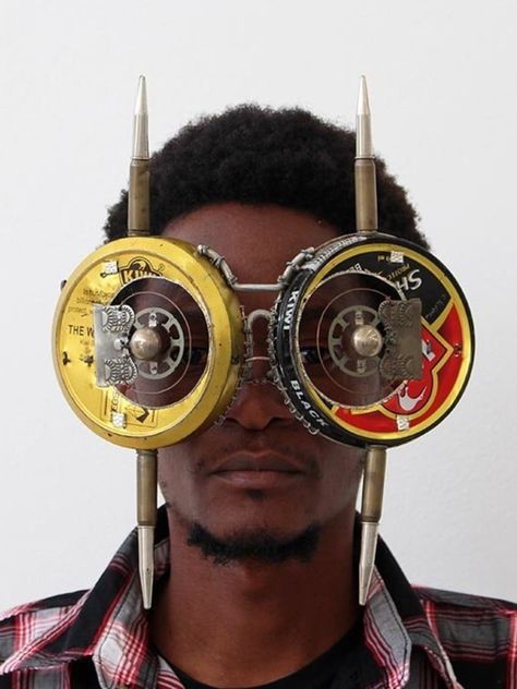 Kenyan Artist Makes Unique Eyewear Out Of Recycled Electronics Cyrus Kabiru, Afro Accessories, Crazy Glasses, Kenyan Artists, Afro Futurism, Afro Goth, Afrofuturism Art, Unique Eyewear, Afro Punk