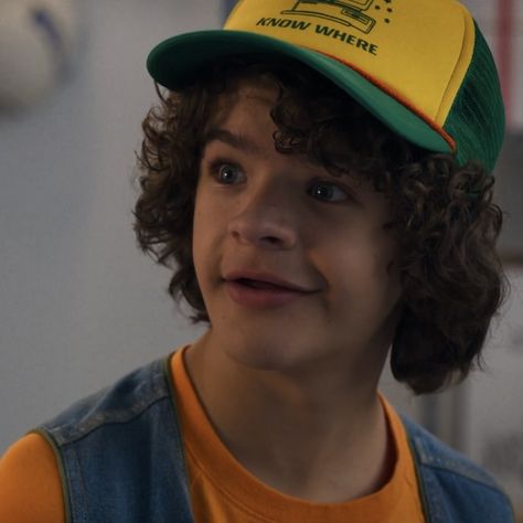 Dustin Henderson Season 3, Gaten Matarazzo Stranger Things, Dusty Bun, Dustin Stranger Things, Dustin Henderson, Gaten Matarazzo, 11 Stranger Things, Stranger Things Dustin, He Is My Everything