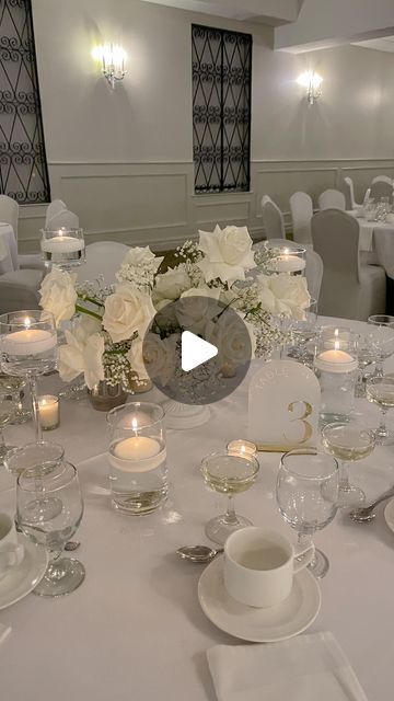 Babysbreath Centerpieces With Candles, White Rose Bud Vase Centerpiece, White Roses And Babysbreath Centerpieces, Wedding Table Set Up, White Rose Candle Centerpiece Wedding, White Rose Bud Vase, Wedding Diary, Simple Centerpieces, Head Table