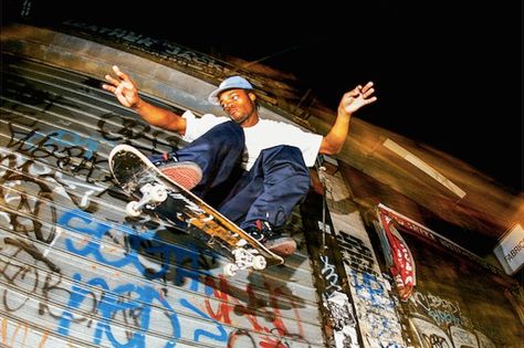 Giovanni Reda Photo Exhibit Highlights NYC Skateboarding Scene in the '90s Skate Prints, Skateboard Wallpaper, Skate Photography, Skateboarding Aesthetic, Skate Vibes, Skateboard Photos, Skateboard Pictures, Skateboard Aesthetic, Photo Exhibit