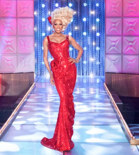 10 of RuPaul's Most Sickening 'Drag Race' Looks EVER Race Quotes, Drag Queen Costumes, Drag Queen Outfits, Rupaul Drag Queen, Little Red Dress, Rupaul Drag, Drag Queens, Rupauls Drag Race, Rupaul