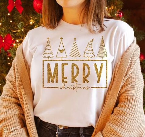 Merry Christmas Tshirt Design, Christmas T-shirts, Christmas Cricut Shirts, Christmas Winter Outfits, Diy Christmas Shirt, Christmas Tshirt Designs, Christmas Shirt Designs, Christmas Shirt Svg, Christmas Tree Svg