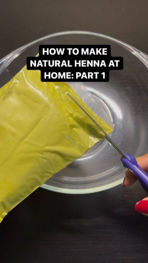 hennabyishaa on Instagram: Make natural henna at home: Part 1! 100 g natural henna powder (using @_mm_usa @sell_mehandi powder in this video), 35 g sugar, lemon… How To Make Henna At Home, Henna Making, Homemade Henna, How To Make Mehndi, Henna Recipe, How To Make Henna, Henna Powder, Organic Henna, Henna Paste