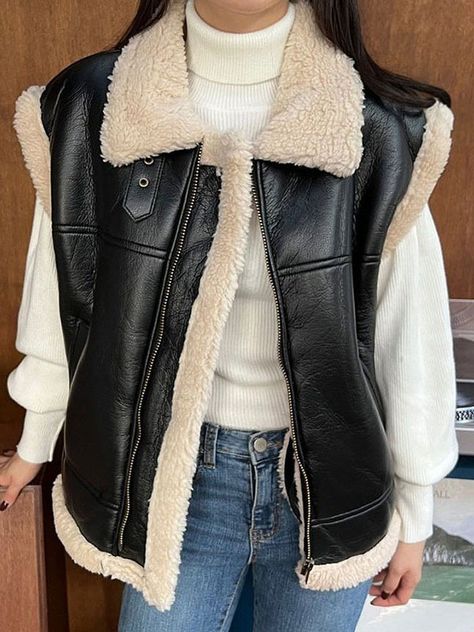 Black Fur Vest Outfit, Leather Sleeveless Jacket, Leather Vest Outfit, Sleevless Jacket, Fur Vest Outfits, Motorcycle Leather Vest, Wool Patchwork, Winter Outfits Christmas, Patchwork Jacket