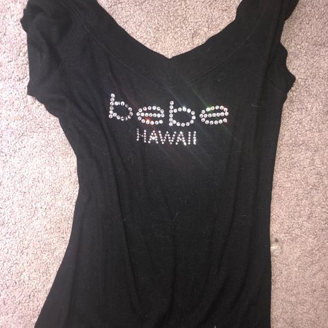 Such A Cute Bebe Hawaii Shirt. Bought In Hawaii! New Without Tags, Never Been Worn Just Sat In Closet. Never Been Washed Hawaii T Shirts, Bebe Shirt, Hibiscus Shirt Y2k, Baby Tees, Babydoll Tee Y2k, Bebe Shirt 2000s, 2000s Baby Clothes, Bebe Clothes 2000s, Black Lace Corset Top