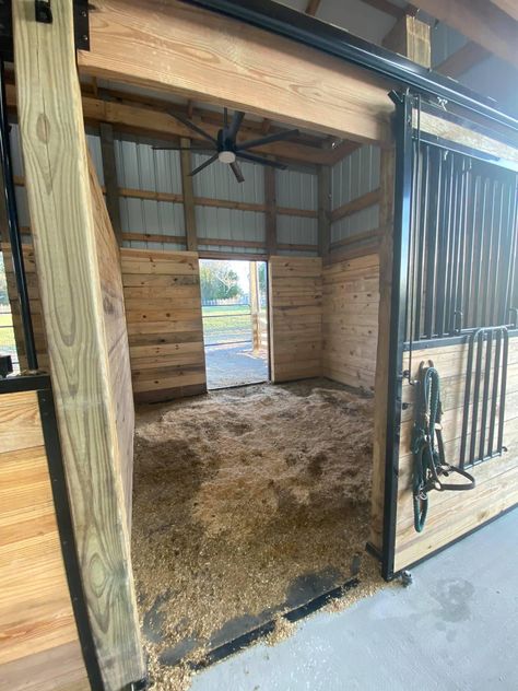 Horse Stall Interior, Horse Stall Ideas Cheap, Horse Barn Interior, Small Horse Barn, Small Horse Barns, Feed Room, Livestock Barn, Barn Remodel, Horse Farm Ideas