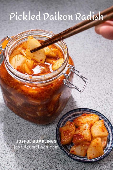 Radish Pickle Recipe, Daikon Recipes, Daikon Kimchi, Pickled Daikon Recipe, Pickled Carrots And Daikon, Pickled Daikon Radish, Fermentation Station, Daikon Recipe, Radish Recipe