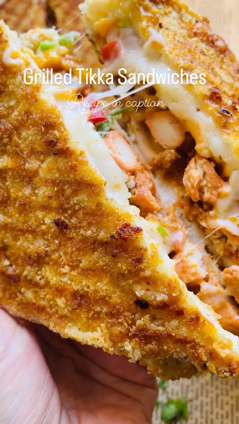 Crispy Chicken Tikka & Cheese Sandwiches Recipe https://resepmamiku.com/en/crispy-chicken-tikka-cheese-sandwiches-bon_appetit_by_nadia Chicken Tikka Sandwich Recipes, Tikka Chicken, Cheese Spreads, Mint Chutney, Panko Crumbs, Chicken Tender, Garlic Aioli, Multigrain, Chicken Tikka