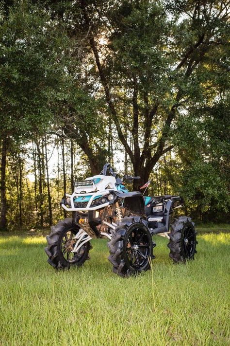 Atv Quotes, Custom Dirt Bike, Atv Four Wheelers, Can Am Atv, Quad Bikes, Dirt Bike Gear, Big Girl Toys, Mud Trucks