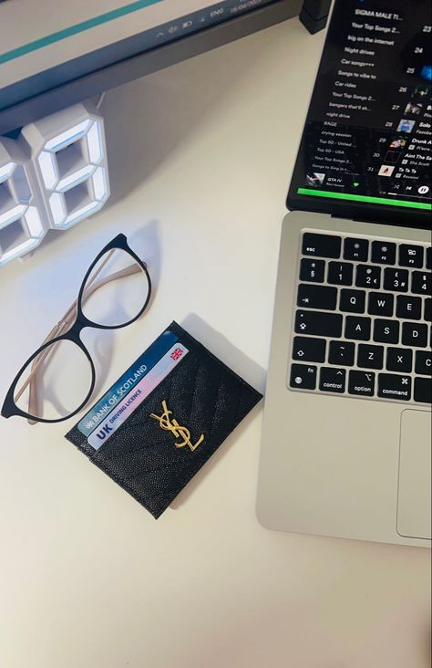 Cardholder Luxury, Ysl Card Holder Aesthetic, Id Holder Aesthetic, Cardholder Aesthetic, Card Holder Aesthetic, Ysl Card Holder, Atm Card, What's In My Purse, Black Card