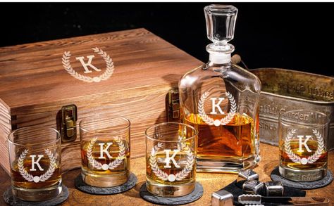 Imagine the expression on their face when they open a personalized whiskey decanter set… the stand-out gift that will never be forgotten! Perfect for​ any bourbon, whiskey, or scotch lover, this one of a kind personalized gift will be treasured for a lifetime. Great for your groomsmen, best man, and more... makes a great Father’s Day, Birthday, or housewarming gift! Decanter Display, Whiskey Gift Box, Liquor Decanter Set, Groomsmen Gift Ideas, Party Wedding Favors, Personalized Whiskey Decanter Set, Glass Whiskey Decanter, Personalized Whiskey Decanter, Personalized Whiskey Glass