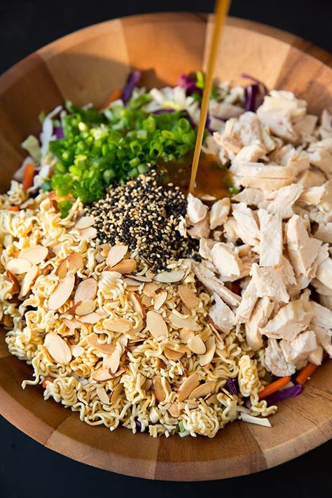 Asian Ramen Chicken Chopped Salad | Cooking Classy Raman Salad, Crunchy Salad Recipes, Power Salads, Creative Salads, Asian Ramen Salad, Light Foods, Ramen Chicken, Asian Ramen, Chopped Salads