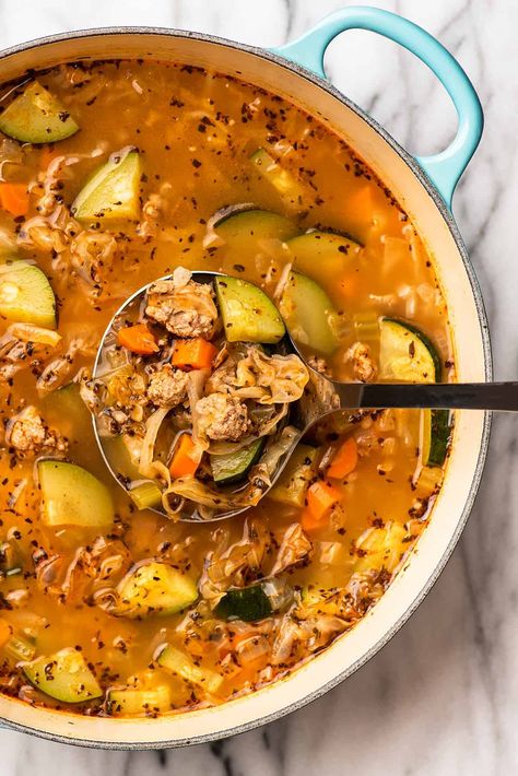 Easy Ground Turkey Soup Recipes, Healthy Soup Recipes Ground Turkey, Vegetable Ground Turkey Soup, Turkey Zucchini Soup, Soup With Ground Turkey Healthy, Easy Ground Turkey Soup, Ground Turkey Veggie Soup, Soup Recipes Using Ground Turkey, Ground Turkey And Vegetable Soup